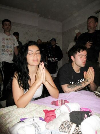 Full leaked Charli xcx page private onlyfans photo