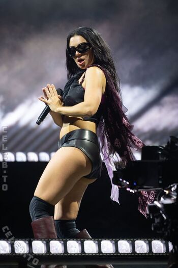 Full leaked Charli xcx page private onlyfans photo