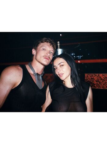 Full leaked Charli xcx page private onlyfans photo