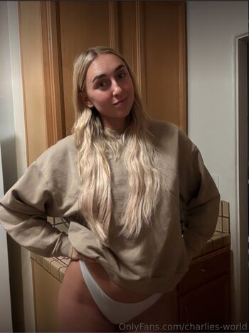 Full leaked Charlies world private onlyfans photo