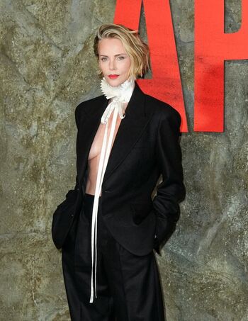 Full leaked Charlize theron private onlyfans photo