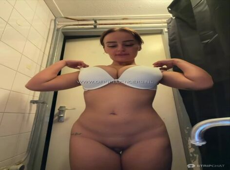 Full leaked Charlottefix private onlyfans photo