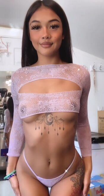 Full leaked Cheekychynaa private onlyfans photo