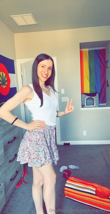 cheekytransgirl