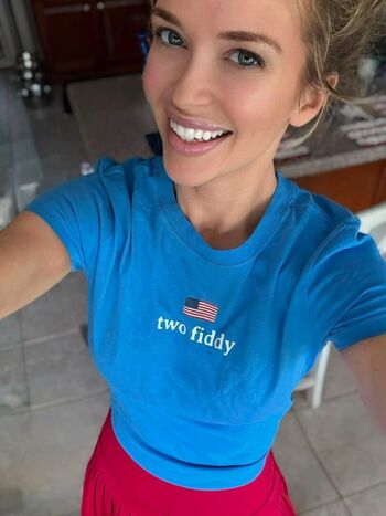 Full leaked Chelsea chandler private onlyfans photo