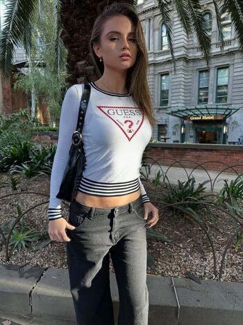 Chelsea Mayer / chelsea.m.2007 / chelsea.m.07