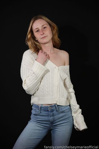 chelseymarieofficial