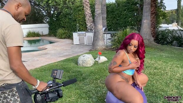 Cherokee D'Ass / cherokeedass