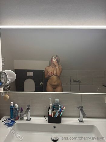 Full leaked Cherry evelyn private onlyfans photo