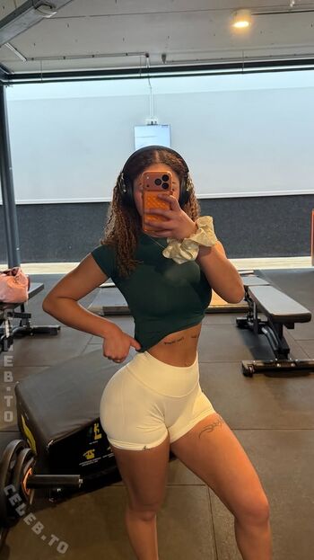 Full leaked Chevelly private onlyfans photo