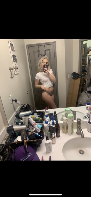 Full leaked Chillbobagginz private onlyfans photo