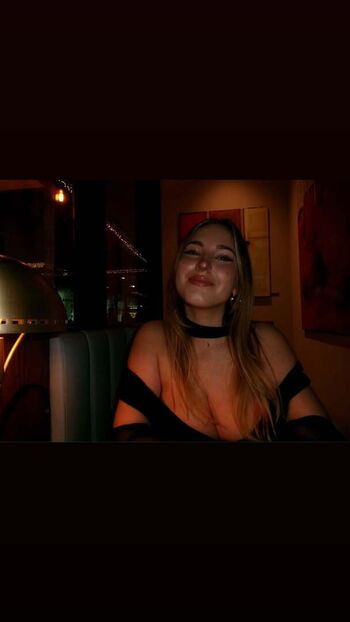 Full leaked Chiri francesca page private onlyfans photo