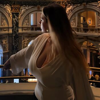 Full leaked Chiri francesca page private onlyfans photo