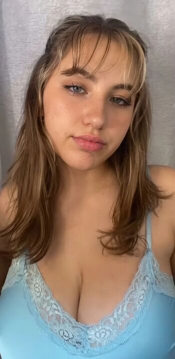 Full leaked Chiri francesca page private onlyfans photo