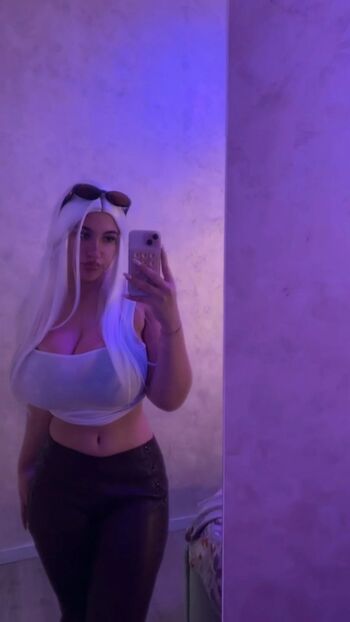 Full leaked Chiri francesca page private onlyfans photo