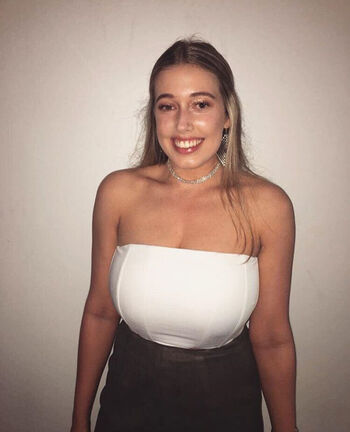 Full leaked Chloe l private onlyfans photo