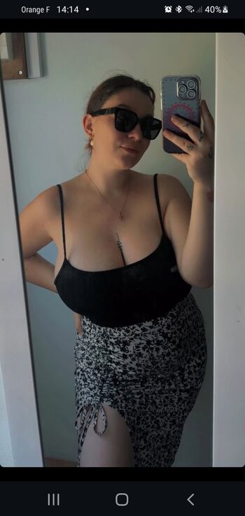 Full leaked Chloe lgr private onlyfans photo