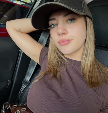 chloeecarterxo