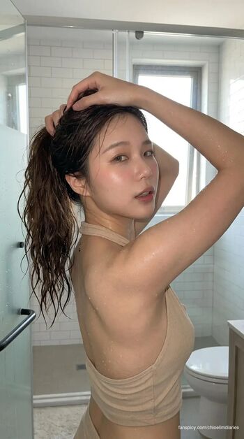 Full leaked Chloelimdiaries private onlyfans photo