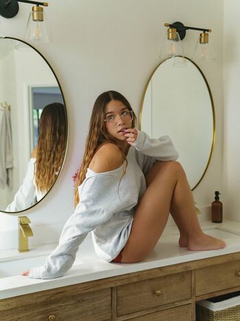 Full leaked Chloeparker private onlyfans photo
