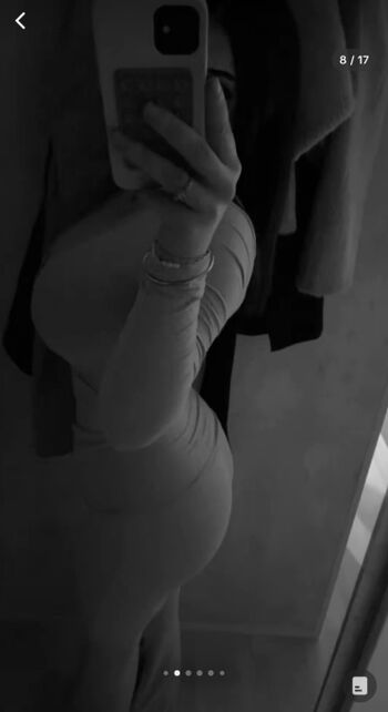 Full leaked Chlx eoff private onlyfans photo