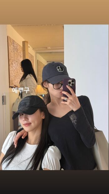 Cho Mi-yeon (Miyeon) - i-dle [(G)I-dle]