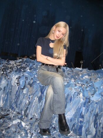 Cho Mi-yeon (Miyeon) - i-dle [(G)I-dle]