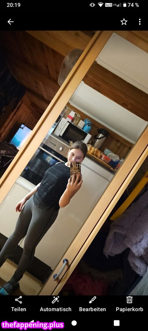 Christinexxe (Chrissi)