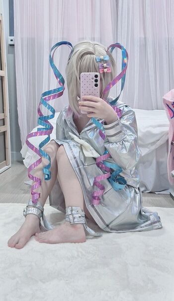 Full leaked Gumi/ private onlyfans photo