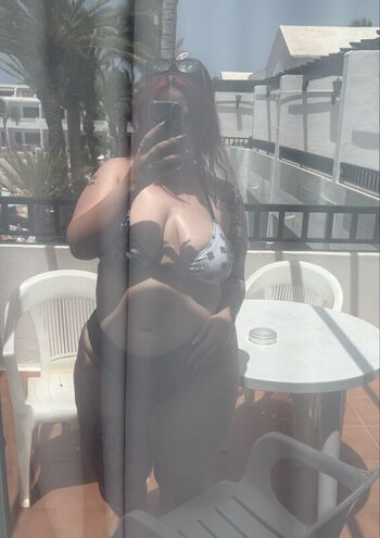Full leaked Chx rliex page private onlyfans photo