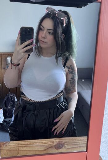 Full leaked Chx rliex page private onlyfans photo