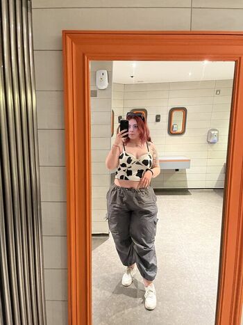 Full leaked Chx rliex page private onlyfans photo