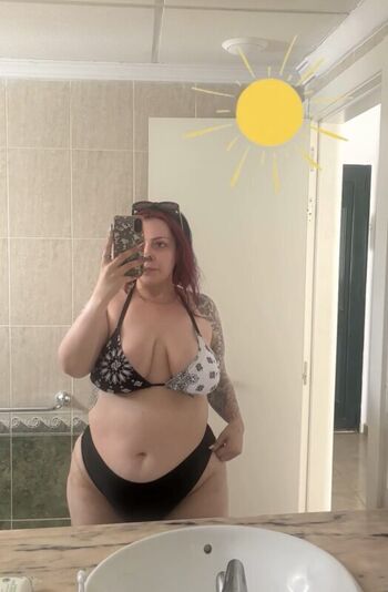 Full leaked Chx rliex page private onlyfans photo