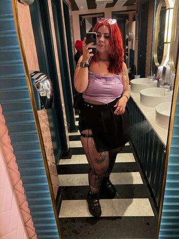 Full leaked Chx rliex private onlyfans photo