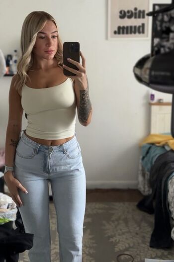 Full leaked Cicconne private onlyfans photo