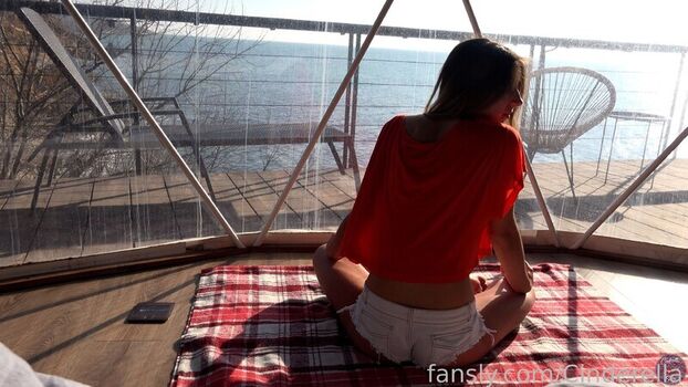 Full leaked Cinderella girl private onlyfans photo