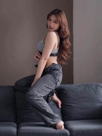 Full leaked Cindythiaap page private onlyfans photo