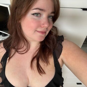Full leaked Cinnabuntoast private onlyfans photo