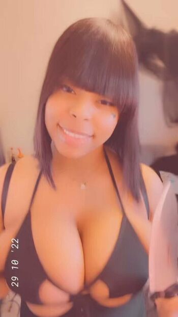 Full leaked Cinnabus private onlyfans photo