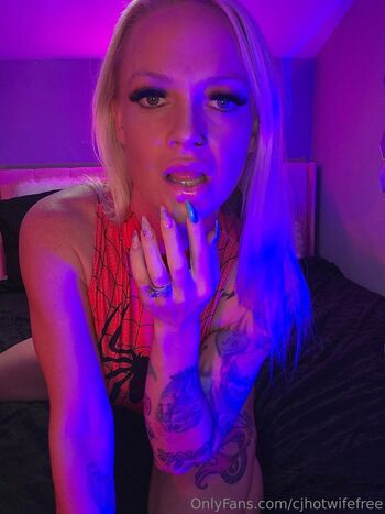 cjhotwifefree