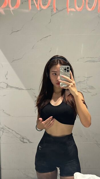 Full leaked Claire xu private onlyfans photo