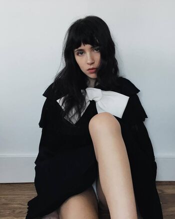 Full leaked Clairo private onlyfans photo