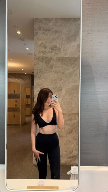 Full leaked Clara wang private onlyfans photo