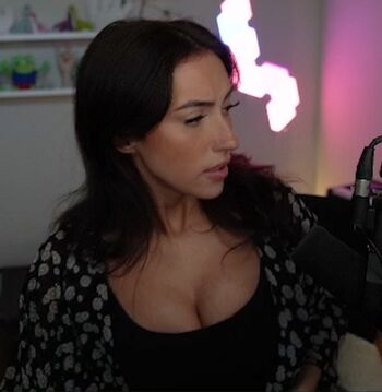 Full leaked Claraatwork private onlyfans photo