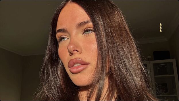 Full leaked Clarissa bea page private onlyfans photo