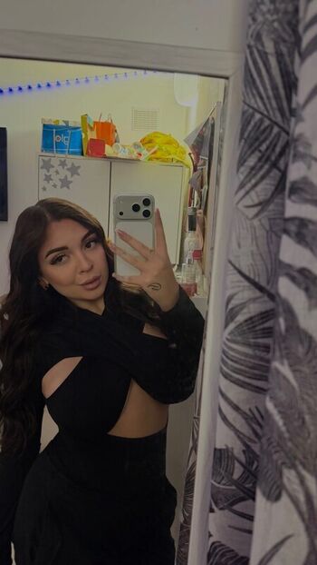 Full leaked Claudia dari private onlyfans photo