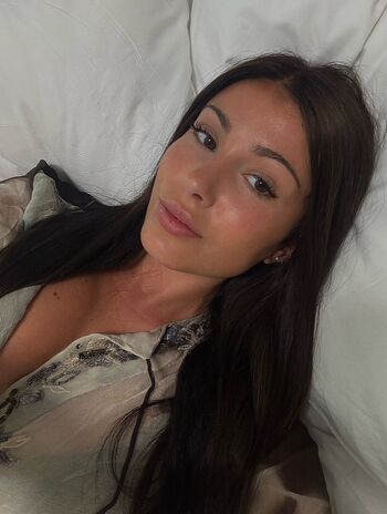 Claudia_zurii