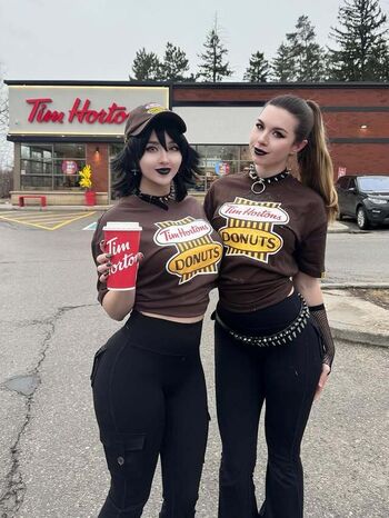 Full leaked Clueloo  page private onlyfans photo