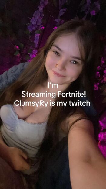 Full leaked Clumsy ori private onlyfans photo