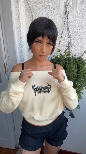Full leaked Cmiiu private onlyfans photo